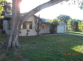 2156 17th Ave SW, Vero Beach, FL 32962