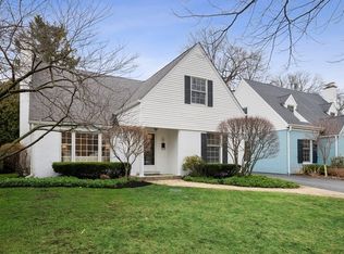 2150 Beechwood Ave, Wilmette, IL 60091