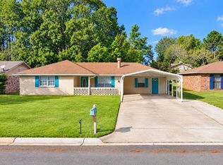 4972 Oak Creek Dr, Jackson, MS 39212