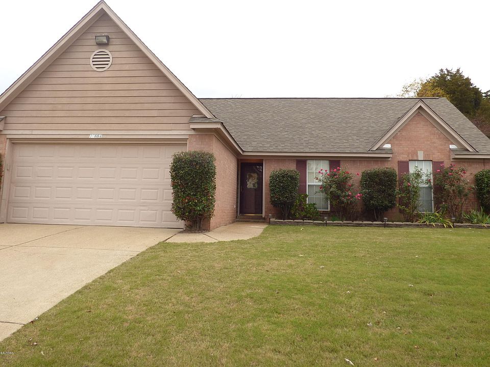 1st image of 10884 Oak Leaf Dr