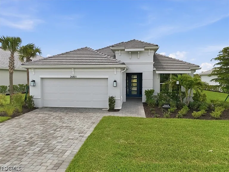 26801 Victoria Pl — Photo 1