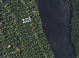 Sheridan Rd, Hawley, PA 18428