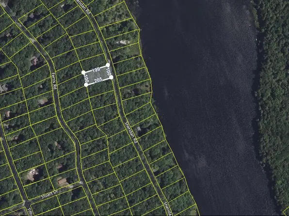 Sheridan Rd, Hawley, PA 18428