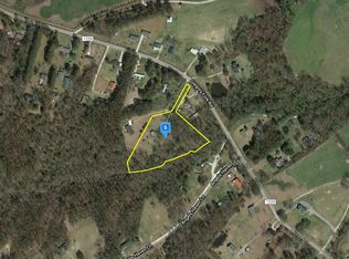 1239 Gregory Fork Rd, Richlands, NC 28574