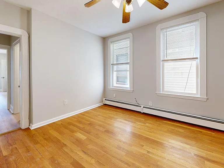 205 Chelsea St #3 — Photo 23