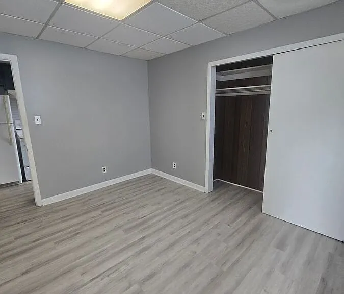 533 W Broadway #1 — Photo 14