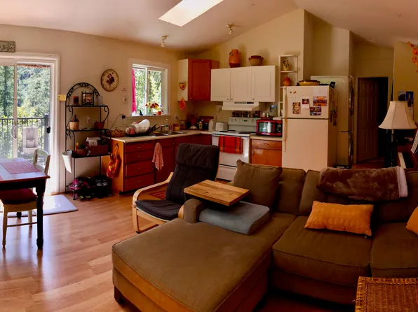 10A Chimney Ln, Lagunitas, CA 94938