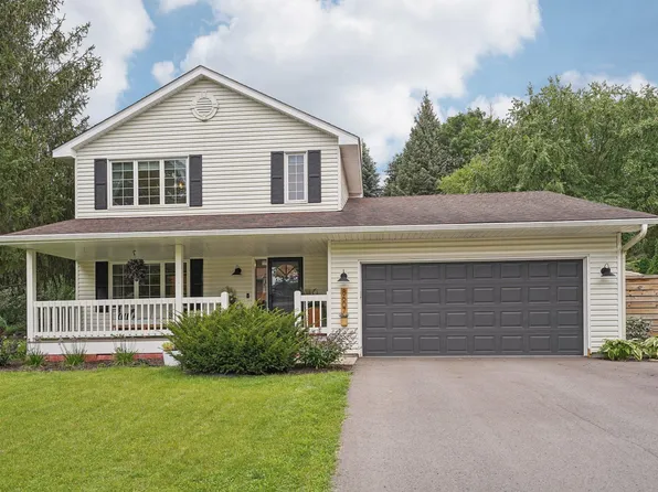 8607 Flamingo Dr, Chanhassen, MN 55317