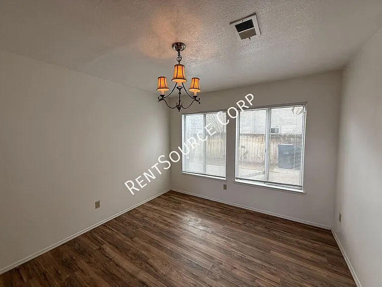 42456 Coronet Ct — Photo 6