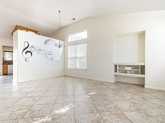 4th image of 5418 Silversmythe Ln