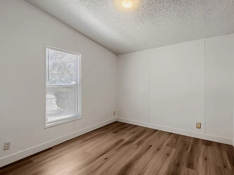 6105 Berthelot Ln — Photo 14