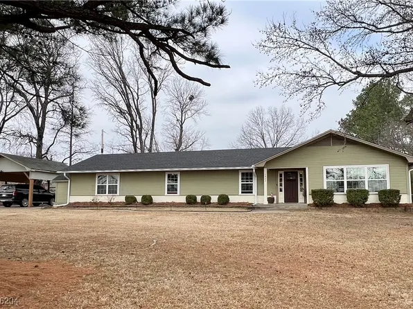 1923 Fisher Rd, Muldrow, OK 74948