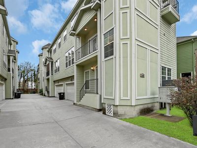 1109 W 15th 1/2 St UNIT F, Houston, TX, 77008