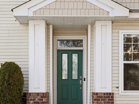 3rd image of 5780 Prairie Ridge Dr