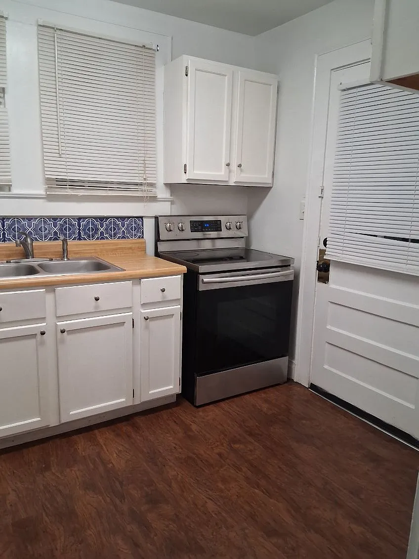 2 bed, 1063 sqft, $1,350 — Photo 4