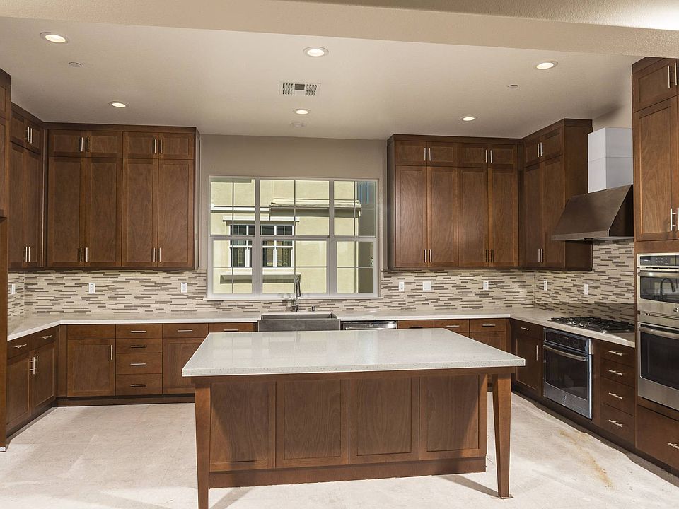 7376 Carneros Lane