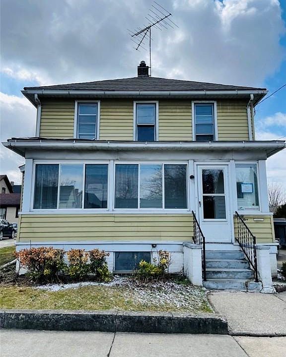 1st image of 95 Morse Ave