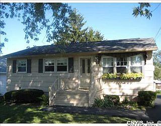 1st image of 4528 Wilcox Pl
