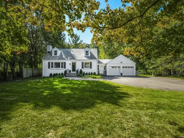 30 Parade Hill Road, New Canaan, CT 06840