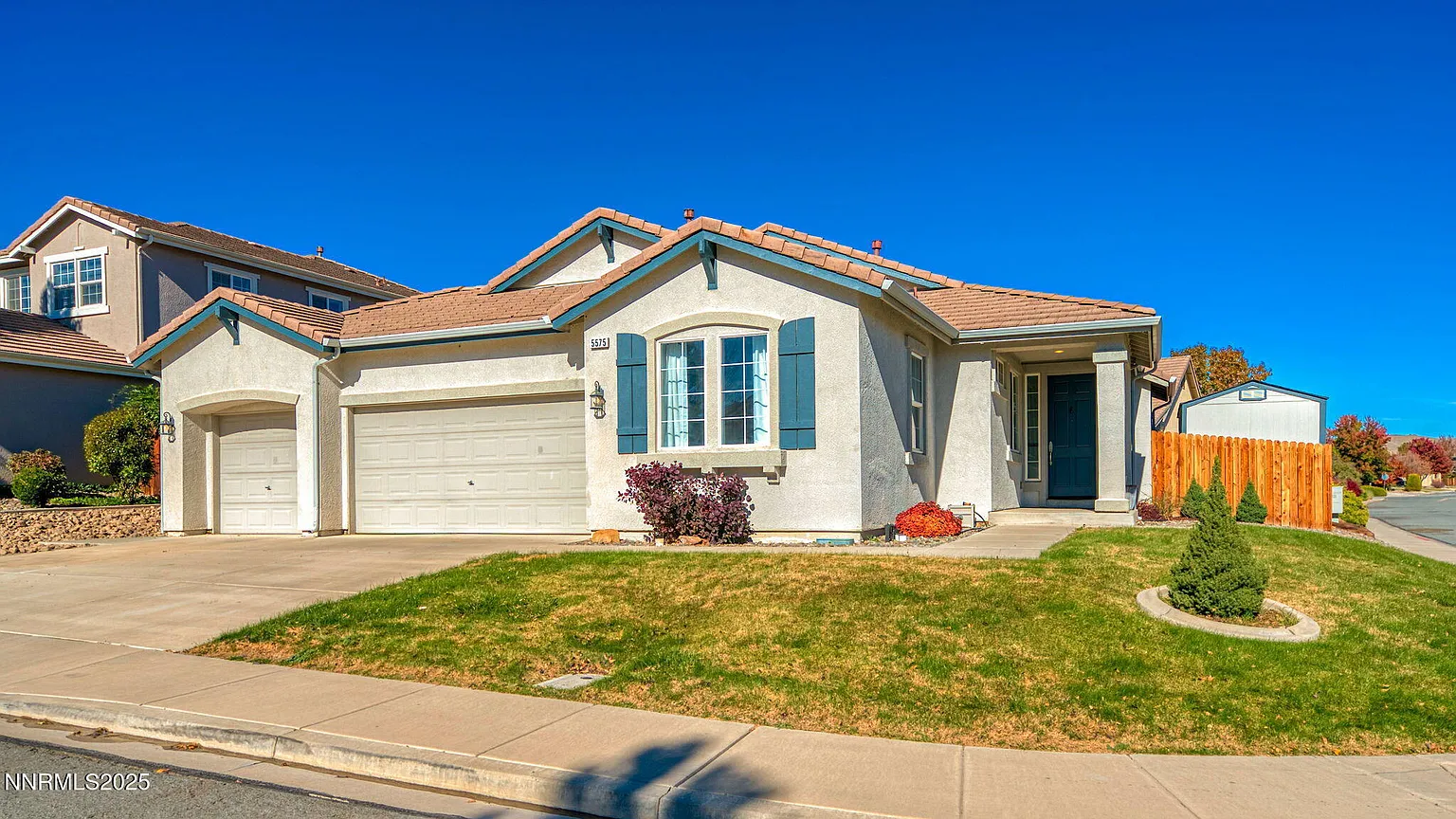 5575 Junction Peak Dr photo 1