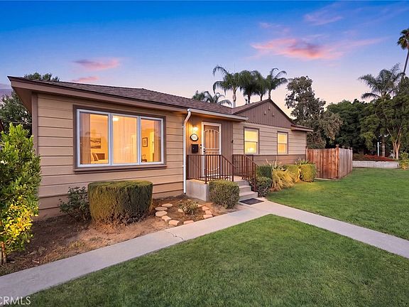 3rd image of 4065 Daines Dr