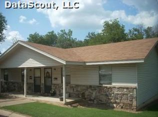 510 W Gibson St, Ozark, AR 72949