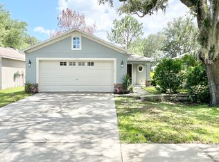 1504 Marsh Wood Dr, Seffner, FL 33584