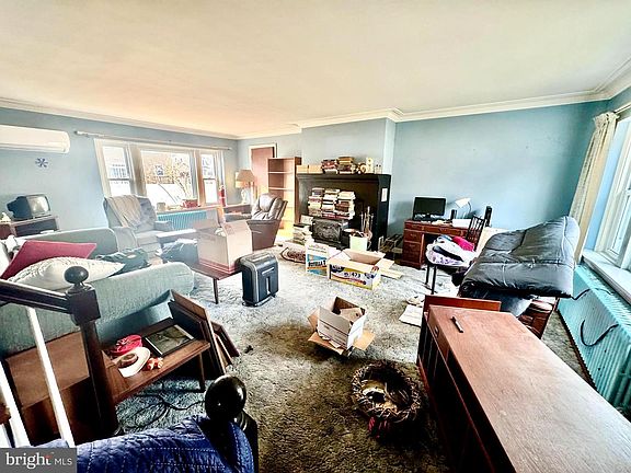 3rd image of 1241 Steamboat Rd