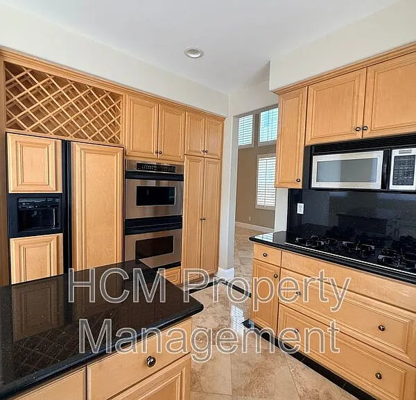 36 Middleton — Photo 10