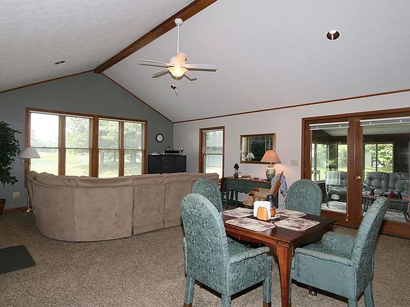 3rd image of 360 Whippoorwill Ln