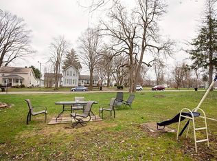 13th St, Elyria, OH 44035