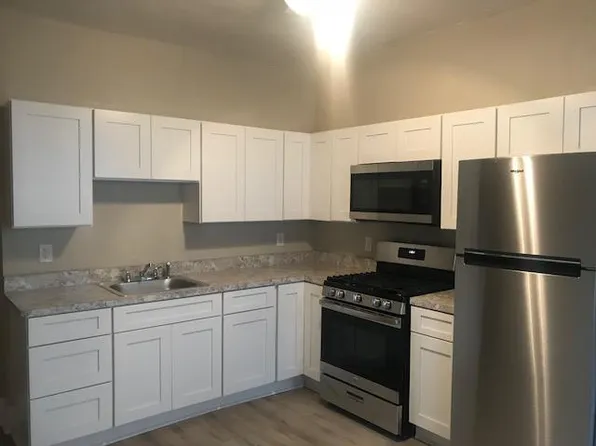 1978 E 124th Pl, Cleveland, OH