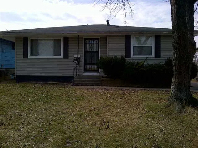 1653 Liscomb Rd photo 1