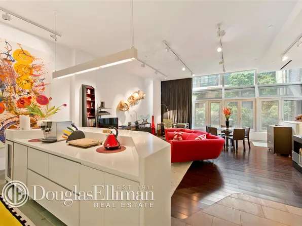 166 Perry Street image 1 of 11