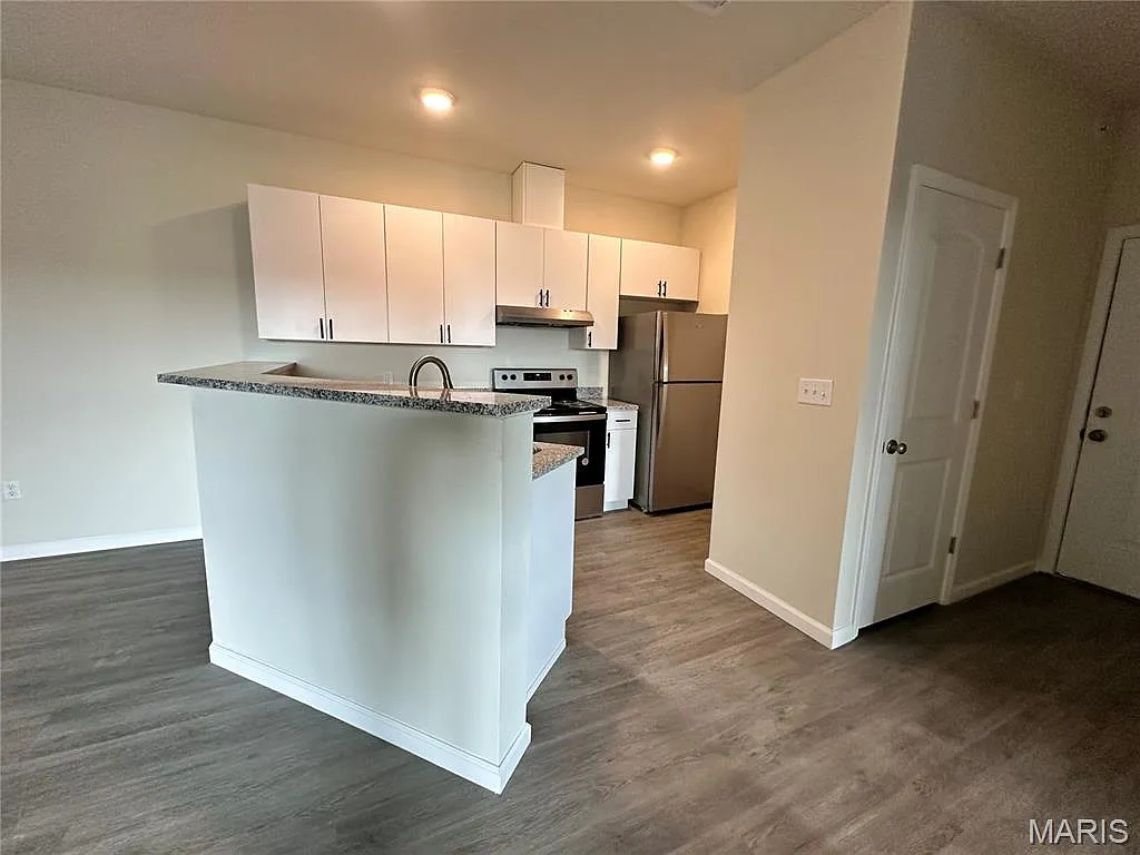 235 Harmony Meadows Ct — Photo 3