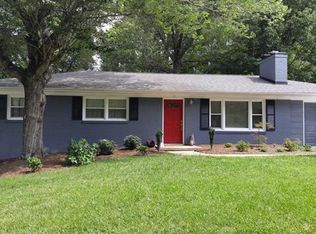 12 Adamswood Rd, Asheville, NC 28803