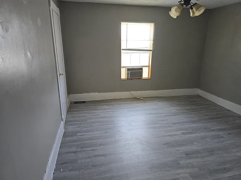 29 E Raymond St #29 — Photo 8