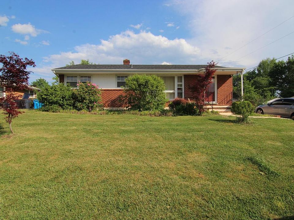 1st image of 411 Victor Ave NE
