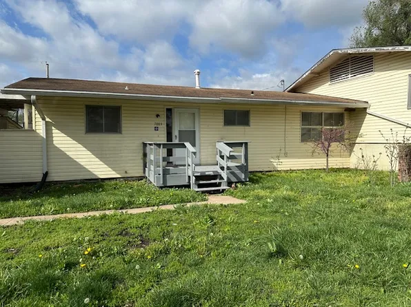 7003 SW Towerview Ln, Topeka, KS 66619