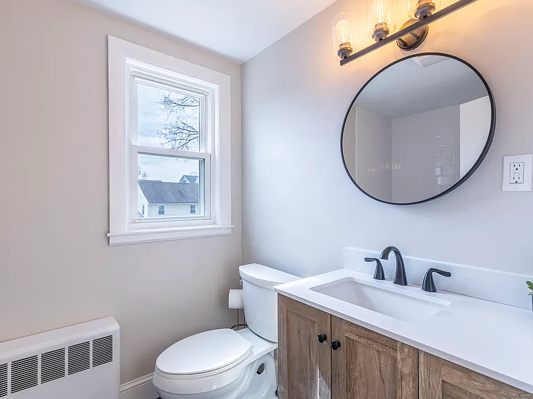 270 Cross St — Photo 15