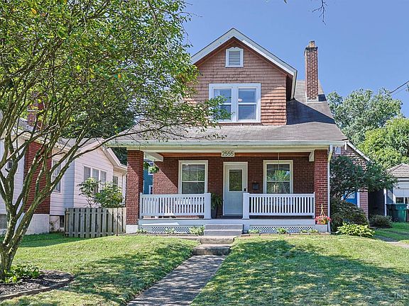 2nd image of 2555 Ridgeland Pl