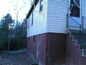 2nd image of 121 Lincoln Rd #16