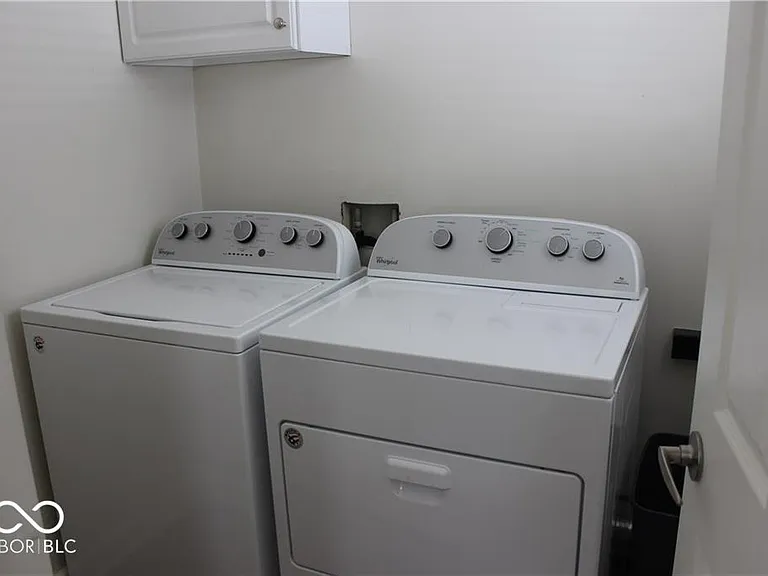6255 Canterbury Dr — Photo 13