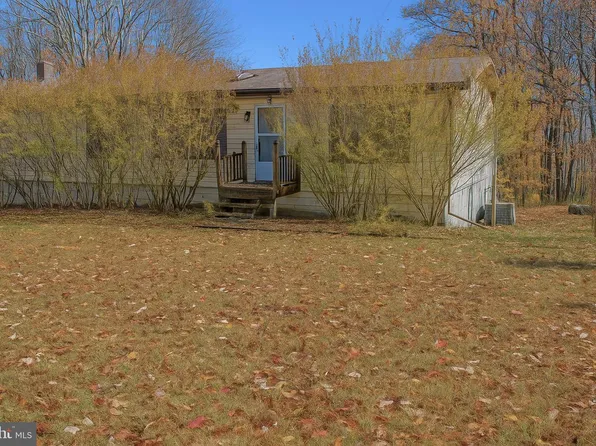 210 Lakeview Dr, Grantsville, MD 21536