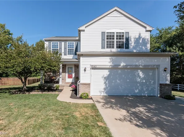 9140 Tiller Dr, Olmsted Township, OH 44138