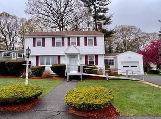 39 Tumelty Rd, Peabody, MA 01960