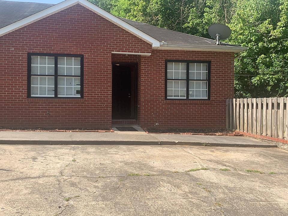 1st image of 35 Townsley Dr