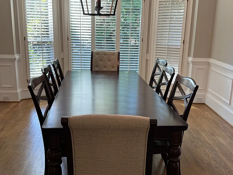 365 Fairleaf Ct — Photo 11
