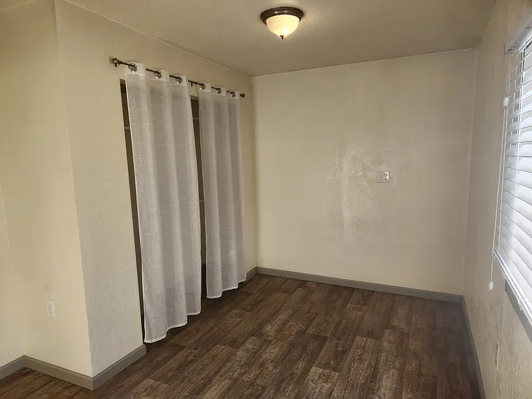 1425 Pinyon Ave #B — Photo 8