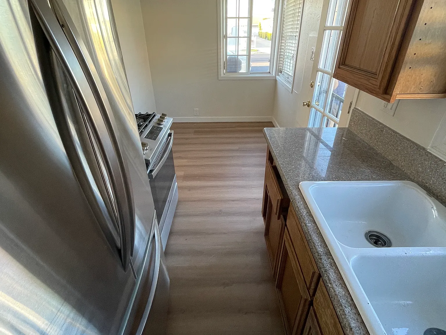 1 bed, 600 sqft, $2,050 — Photo 2